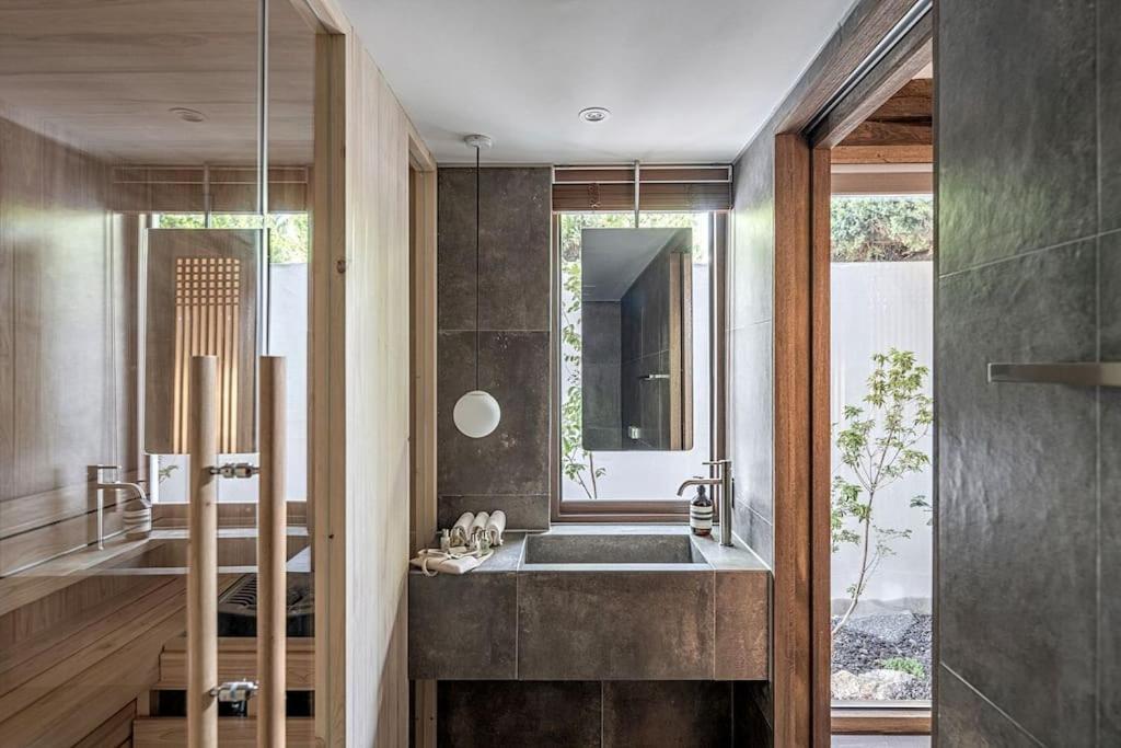 Present Stay Jeonju Exterior photo
